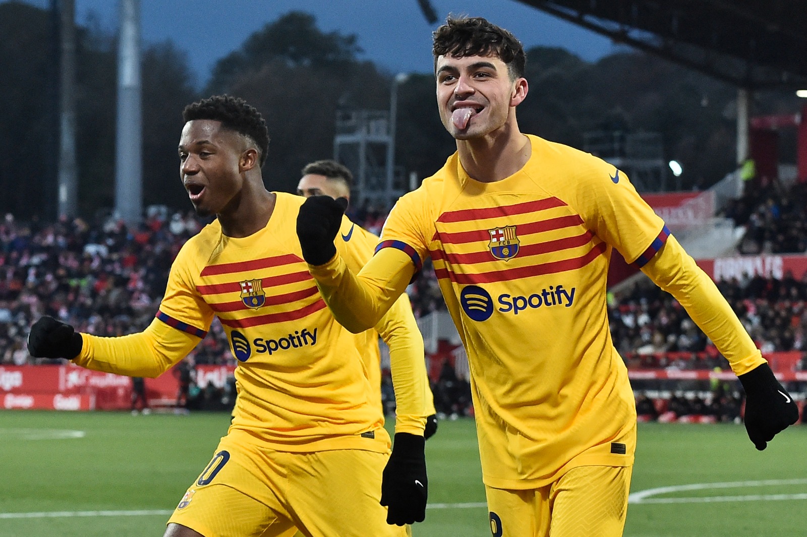 Barcelona vence al Girona por 1-0 y se mantiene líder en España