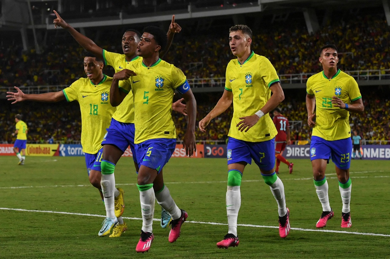 Brasil empata 1-1 con Colombia y se clasifica a finales del Sub-20