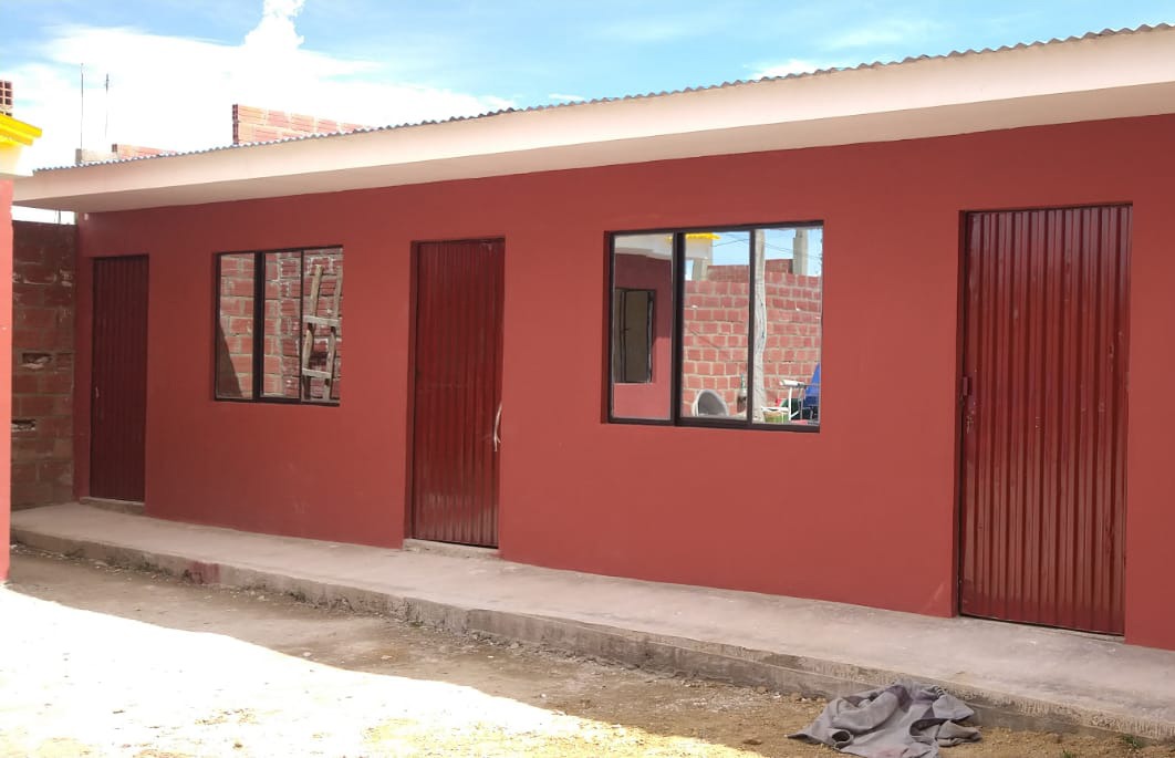 Tras un devastador incendio, Olga y sus hijos recuperan su hogar