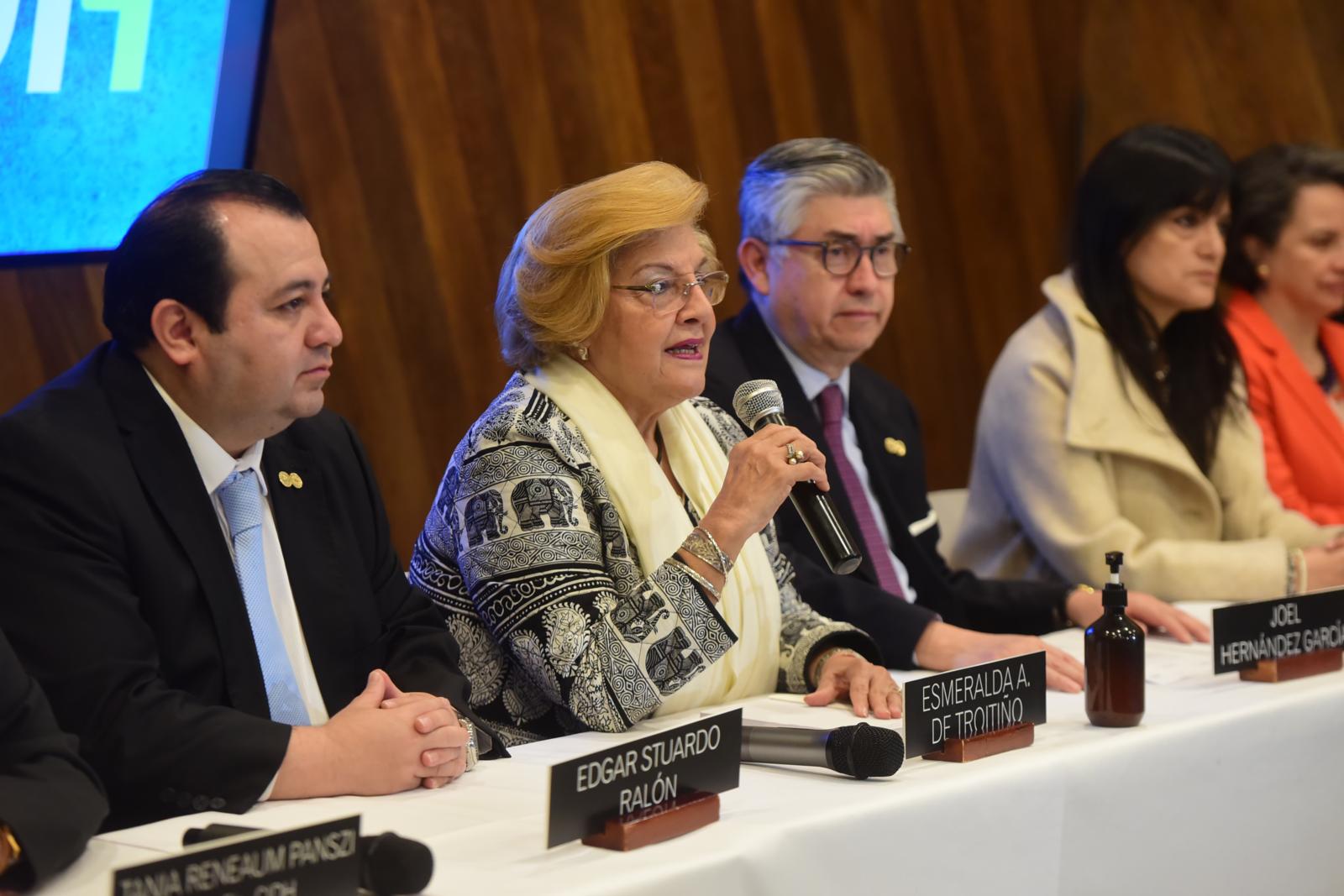 Miembros de la CIDH en la explicación de su visita a Bolivia, el lunes.
