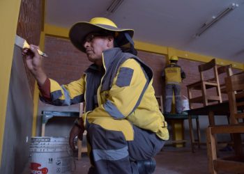 Las refacciones de centros de salud, colegios, parques y mercados estarán ahora a cargo de las subalcaldías en La Paz