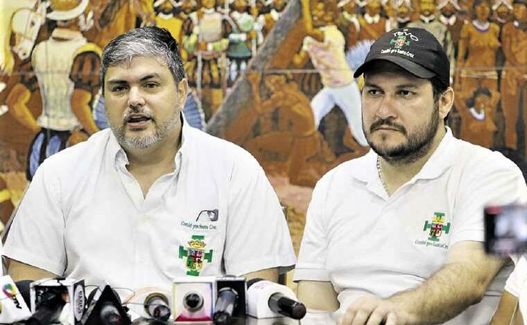 El Comité pro Santa Cruz celebra elecciones, Larach y Cochamanidis tienen la vía expedita para dirigirlo