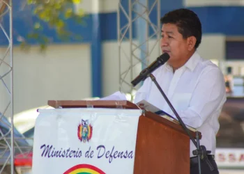 Montaño ve que el evismo perdió la brújula y utiliza las mismas armas de la derecha