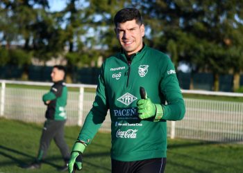 Carlos Lampe contrató a nutricionista, psicólogo y entrenador para mantener su nivel