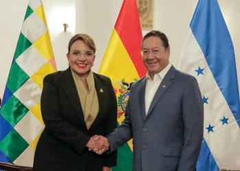 Arce agradece el ‘cariño’ de la presidenta Castro a Bolivia