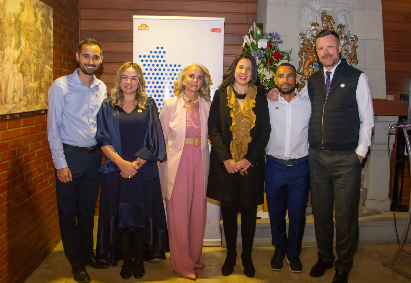 Cata de vinos solidaria ofrecida por la AIDB