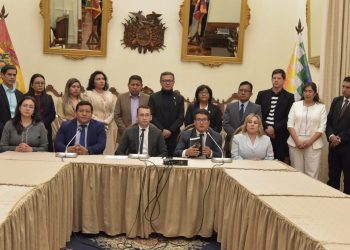 Tras impasse, el TSJ convoca a celebración paralela en Sucre por el Bicentenario