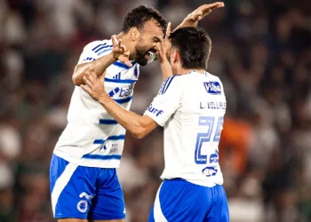 Cruzeiro defiende liderato del Brasileirao tras desplazar a Flamengo