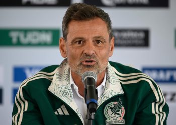 Diego Cocca da su primera convocatoria como DT de México