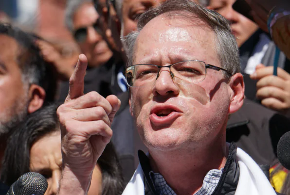NGP fuera, Dunn denuncia que le ‘arrebataron la victoria’