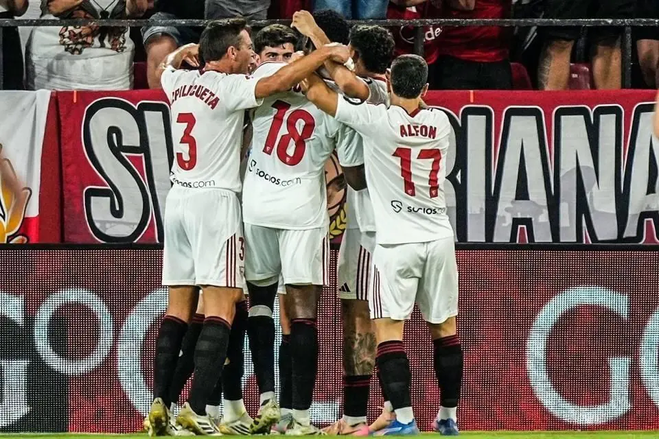El Sevilla de Almeyda sigue sin despegar