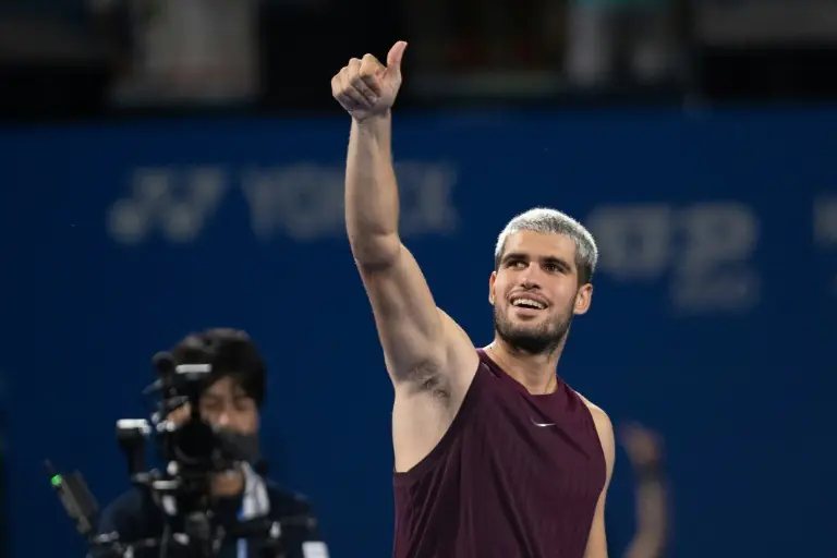 Alcaraz disputará su décima final del año en Tokio ante Fritz