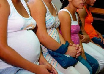 Preocupación por los embarazos adolescentes, 1.335 casos se reportaron en El Alto en 2022