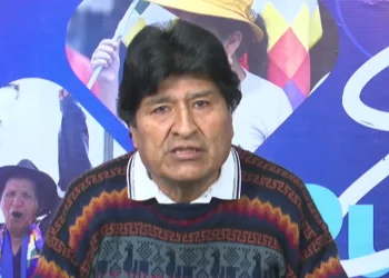 ‘No pierdan su tiempo’: Evo dice que lo buscan para ‘acuerdos’