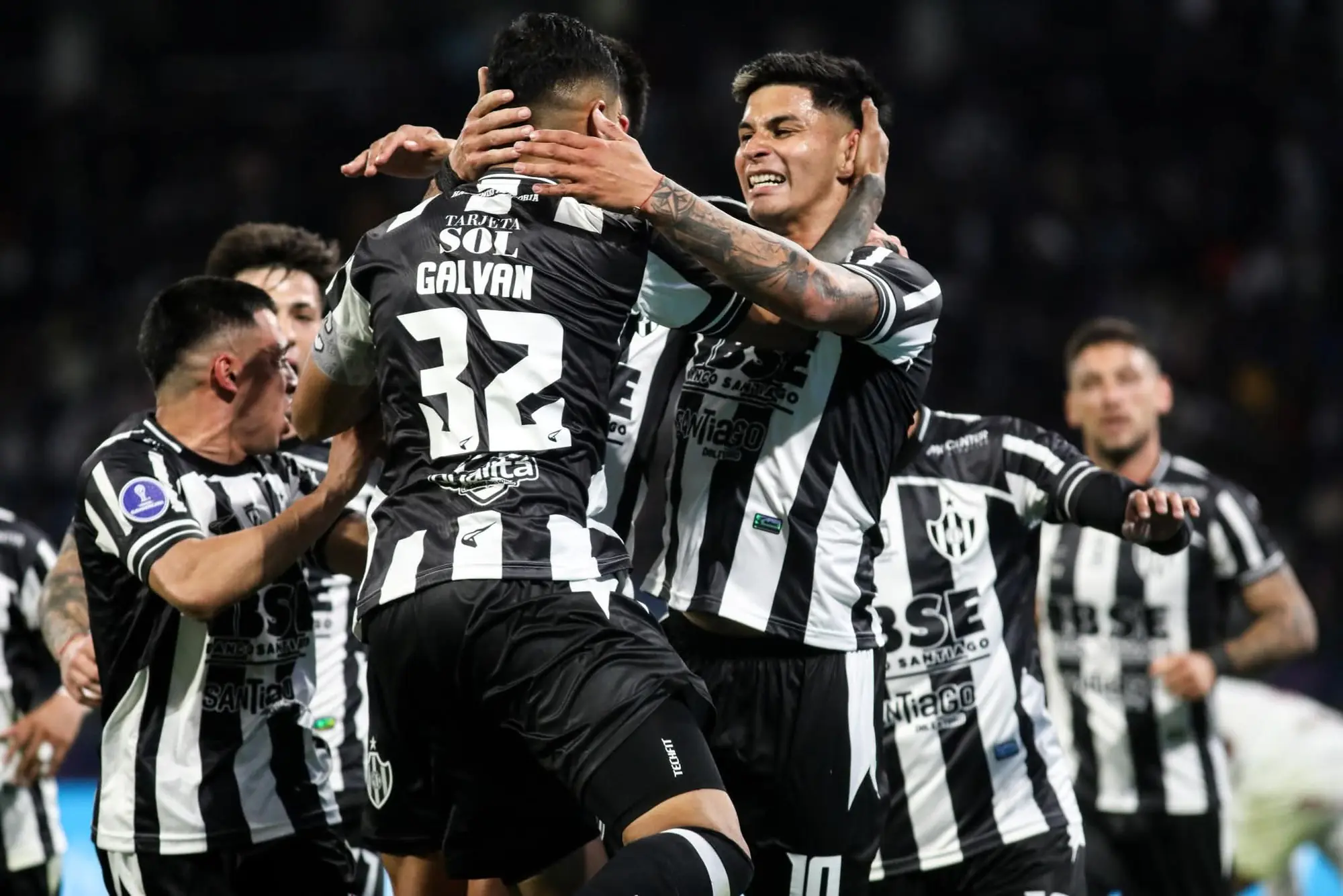Central Córdoba sorprende a Lanús en la Sudamericana
