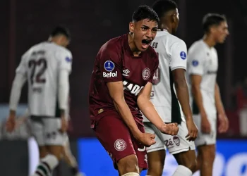 Lanús le ganó al Flu y se acerca a semifinales de la Sudamericana