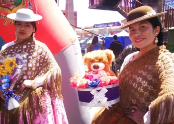El Alto recibe la primavera con una feria