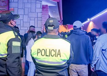Preocupación por fiestas clandestinas en La Paz, solo dos personas fueron a la evaluación psicológica