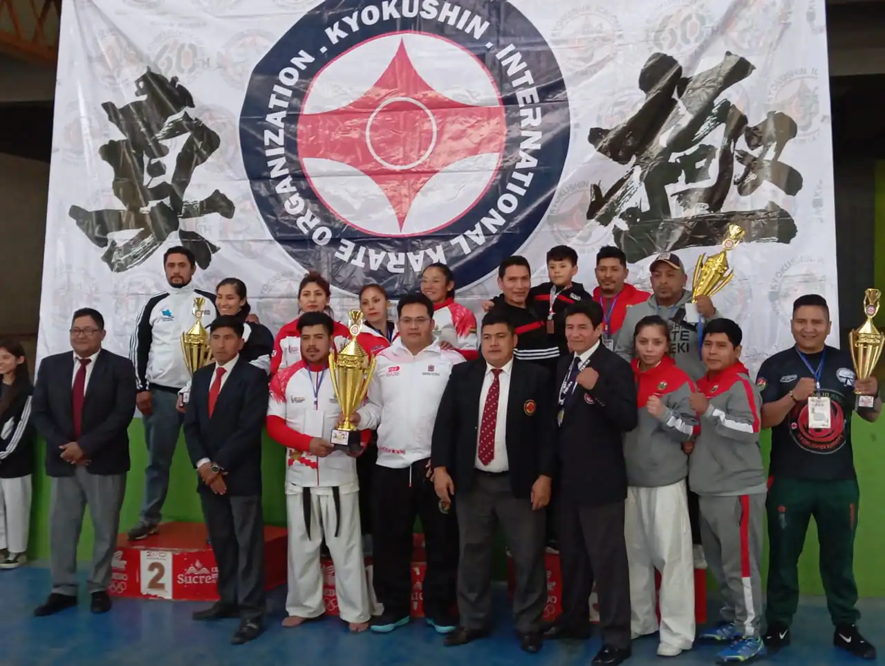 Chuquisaca vence el Infanto-Juvenil y Mayores  Karate Kyokushin