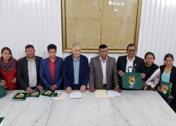 Fernando Costa busca la aprobación de ley que beneficie al deporte