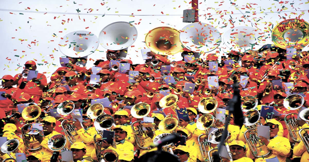 ORURO. Más de 5.000 músicos en el evento; hoy es el último convite.