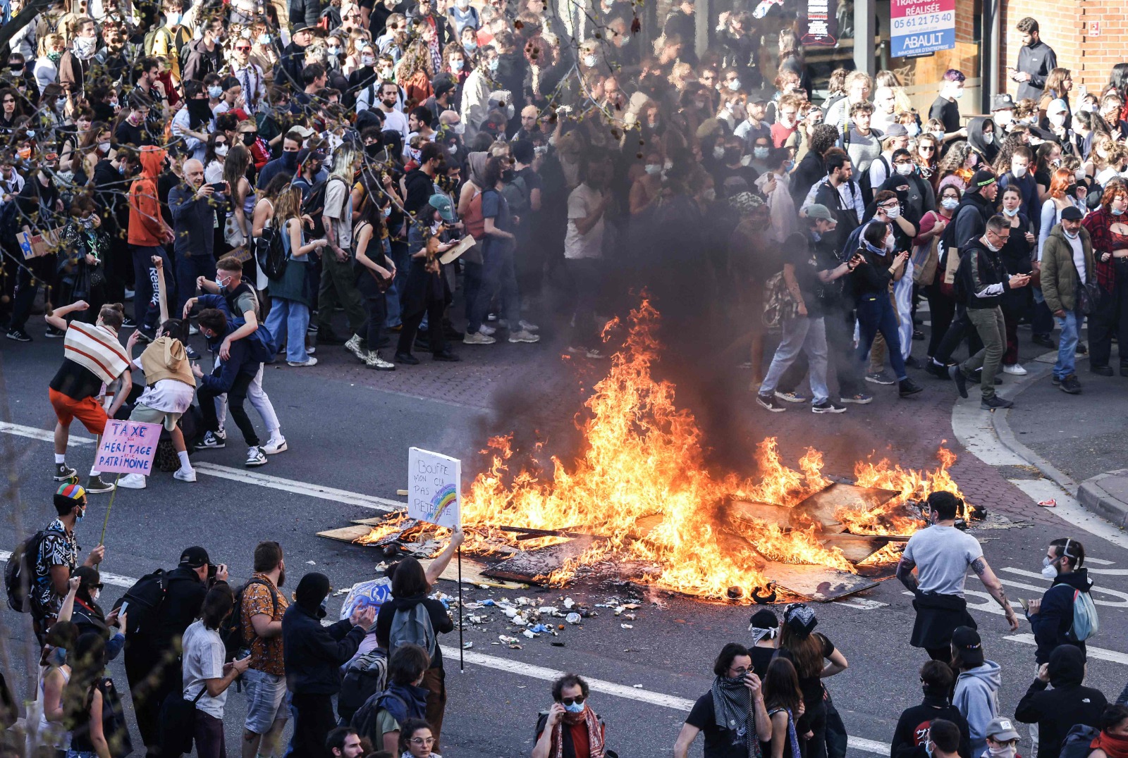 Nuevos enfrentamientos en Francia