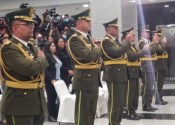 El Presidente posesiona a Álvaro Álvarez Griffiths como comandante de la Policía