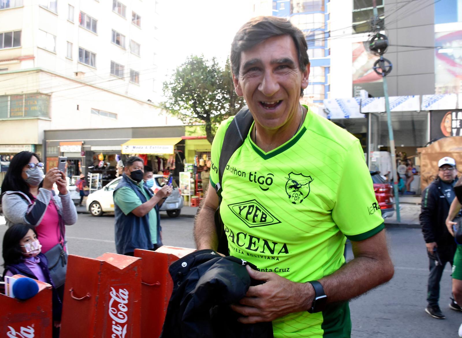 Gustavo Costas: ‘Presentamos un modelo de campeonato, pero salió todo al revés’