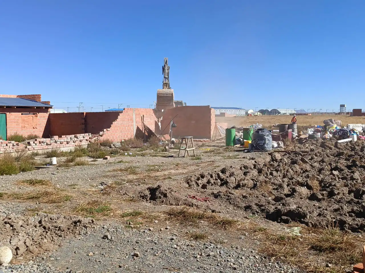 Gobernación de La Paz recupera predios avasallados en Kallutaca