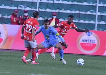 Bolívar sufre sanción de $us 10.000 por infracciones ante Cienciano