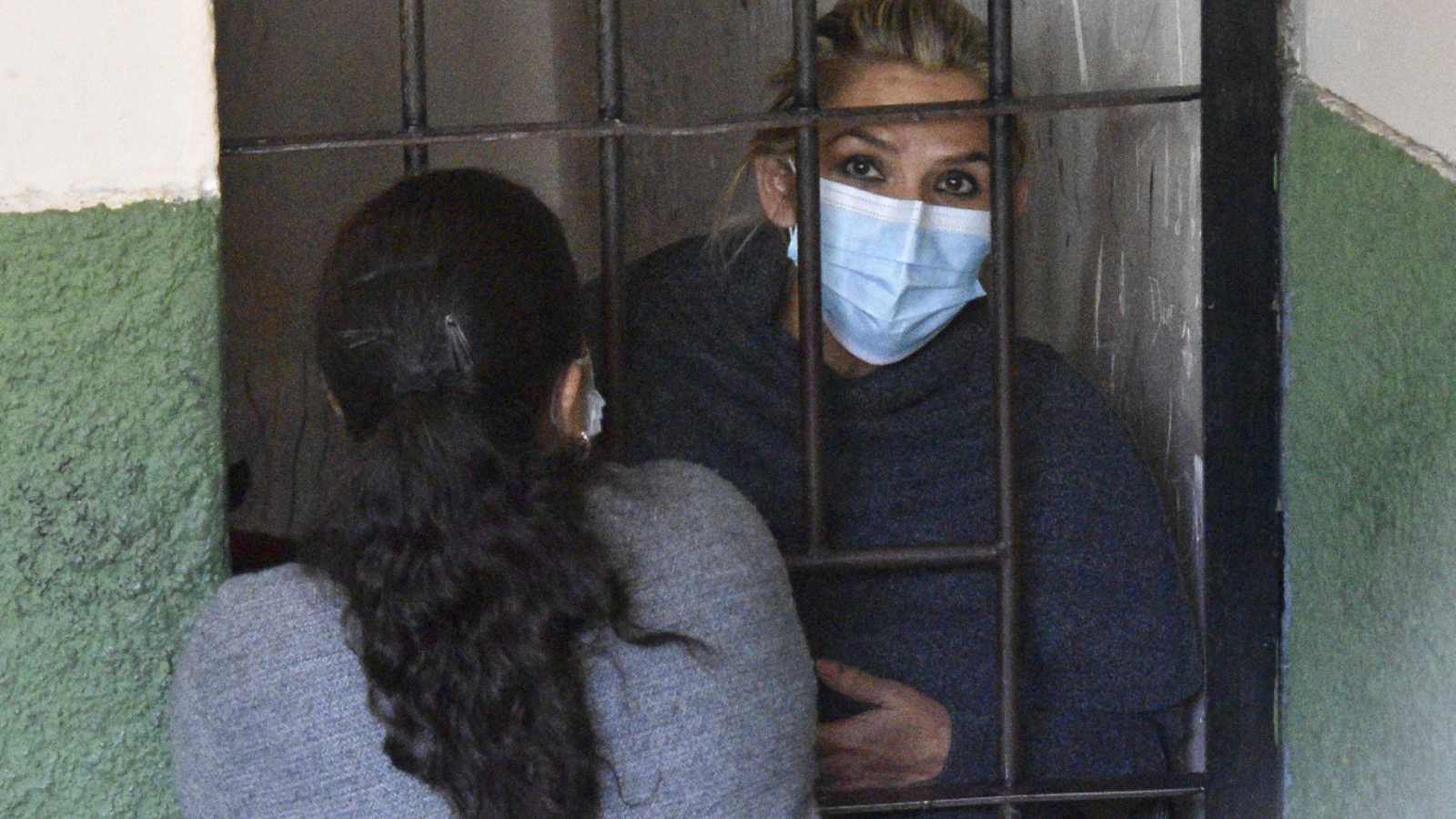 Hija de Añez demanda juicio de responsabilidades para su madre, a dos años de su aprehensión
