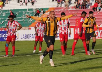 Junior Arias: ‘El equipo es la figura’