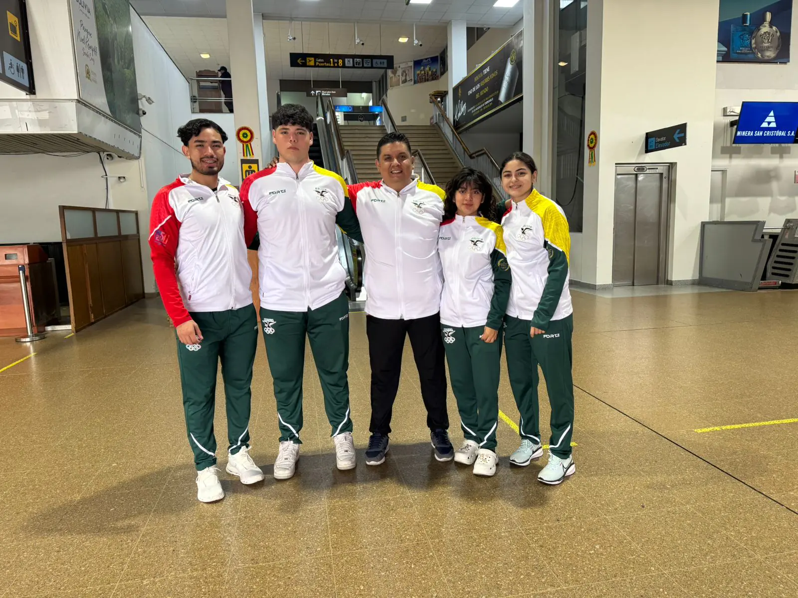 El karate boliviano llega a Paraguay, Muñoz y Becerra debutan