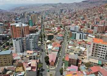 La oferta inmobiliaria urbana de La Paz será estudiada por la Alcaldía y la UMSA