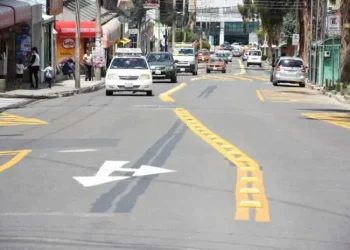 La Alcaldía de La Paz advirtió que solo dará autorización a 300 vehículos