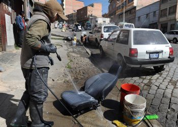 La Alcaldía de La Paz identifica 25 lavaderos de autos, alista operativos