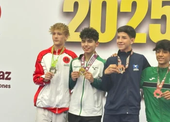 Leonardo Vargas da histórico oro a Bolivia en Mundial de Karate
