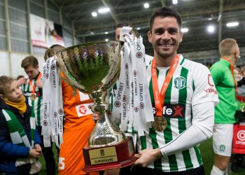 Leonardo Vaca es campeón en Lituania sin debutar