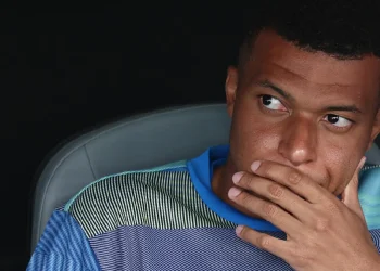 Mbappé niega haber exigido ser portador de la llama de París 2024