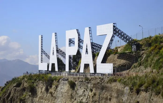 Concejales y alcaldes llegarán a la Sesión de Gala de La Paz