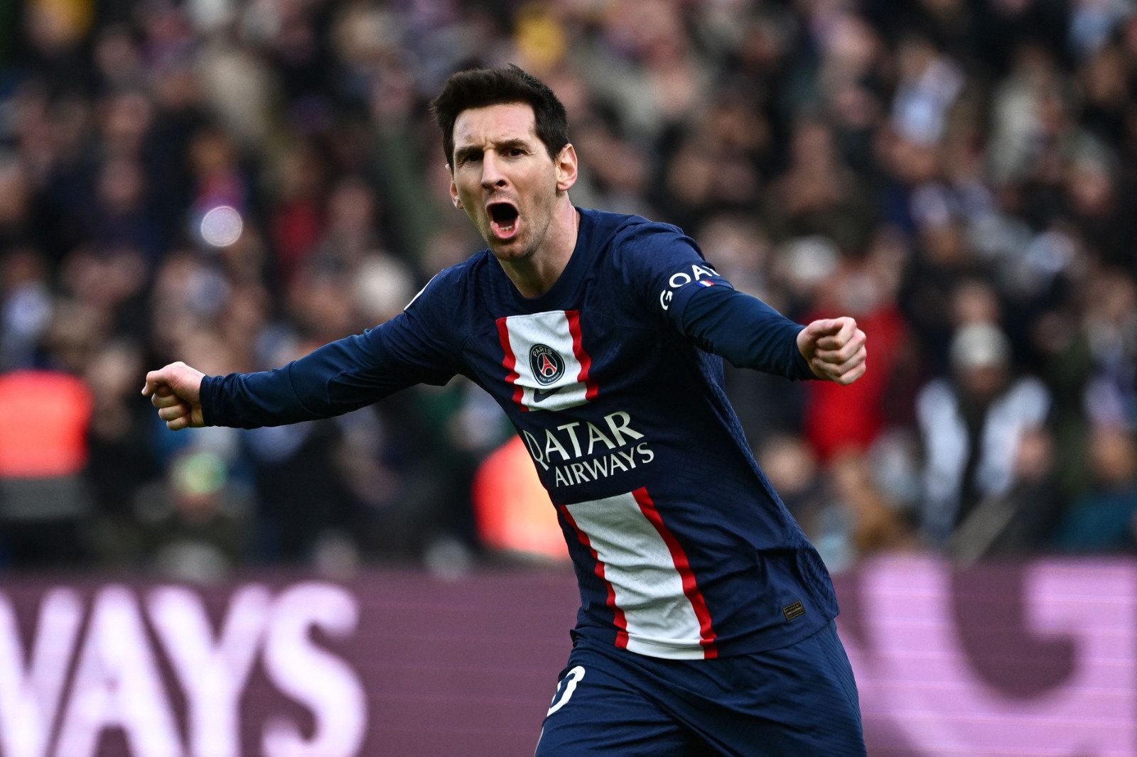 PSG gana con gol de Lionel Messi en el descuento