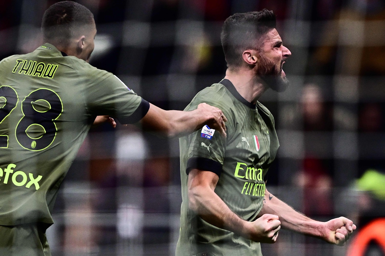 Un gol de Giroud devuelve al AC Milan a la senda de la victoria