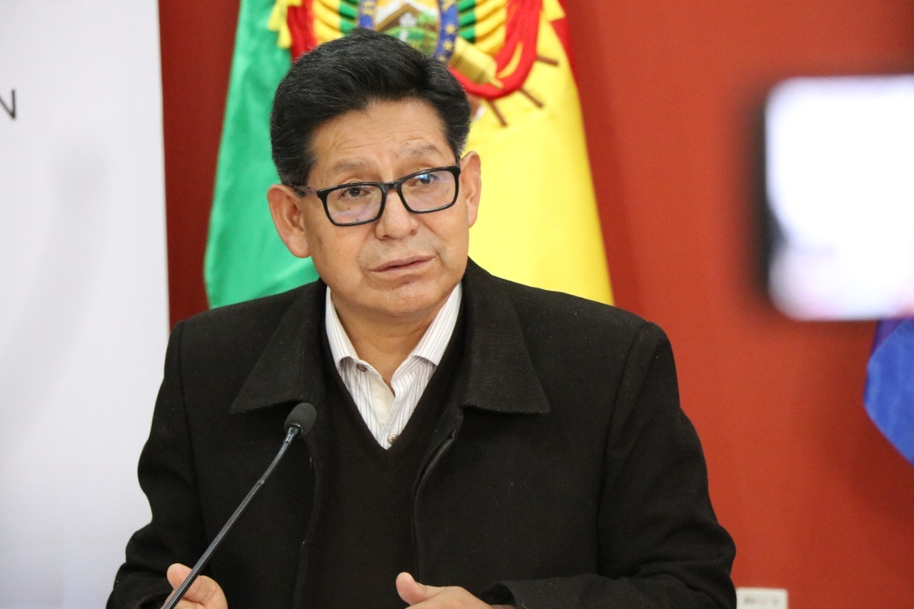 El ministro de Educación se refiere al posible incremento de las pensiones. Foto: Ministerio de Educación