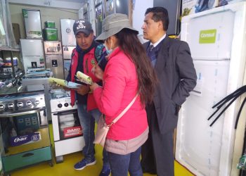 De 549 negocios intervenidos en la 16 de Julio, el 89% era ilegal