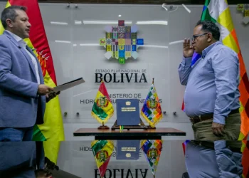 En medio de contratos y polémicas, YLB cambia a su presidente