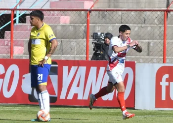 Rivas anota al final para que ABB iguale 2-2 con Nacional Potosí