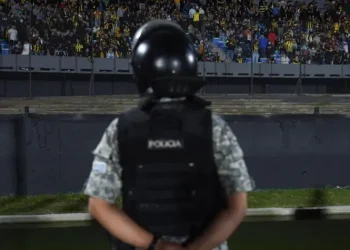 Dos muertos en incidente entre hinchas de Nacional y Peñarol