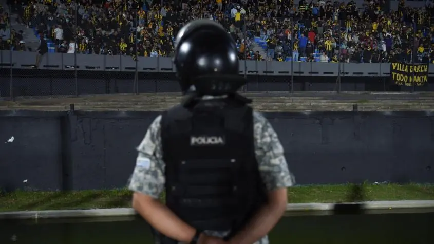 Dos muertos en incidente entre hinchas de Nacional y Peñarol