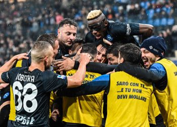 Nápoles es líder inamovible de la Serie A