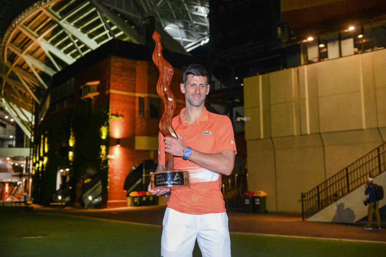Novak Djokovic gana su primer título del 2023